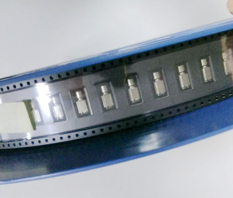 डीसी 2.7V 3.0V 3610 एसएमटी कंपन मोटर 14000 आरपीएम 3.6 मिमी ऊंचाई पीसीबी के लिए